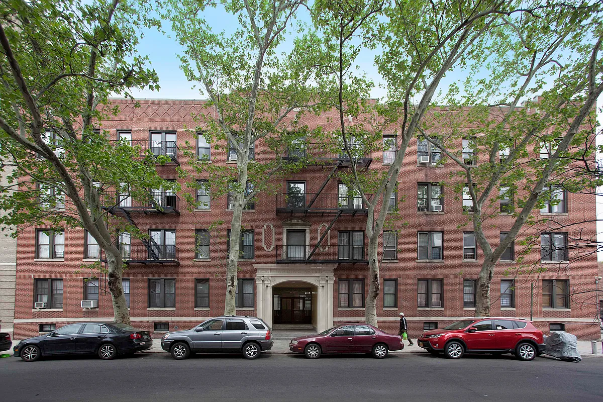 34-06 32nd Street